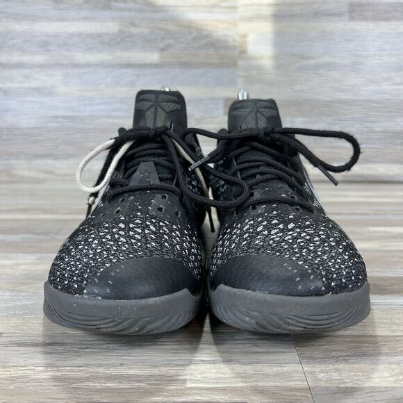 Nike Kobe Mamba Instinct Low Men’s 7 Dark Grey Sneaker Basketball 852473-001 main image 6